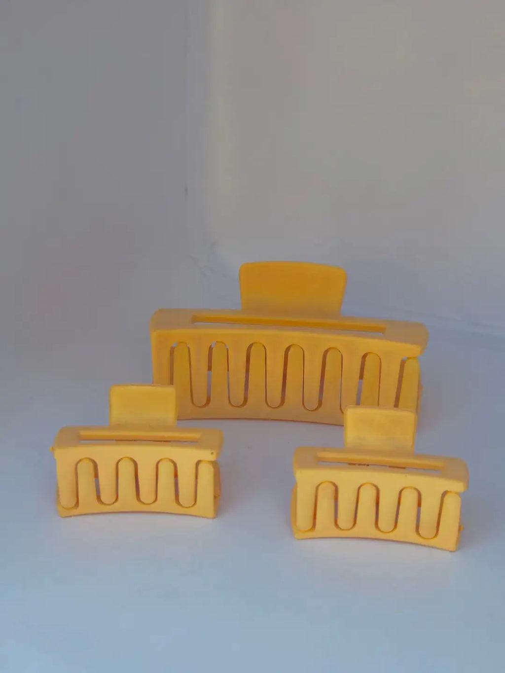 3-Piece Matte Hair Claw Clip Set – 1 Large & 2 Medium Non-Slip Professional Jaw Clips