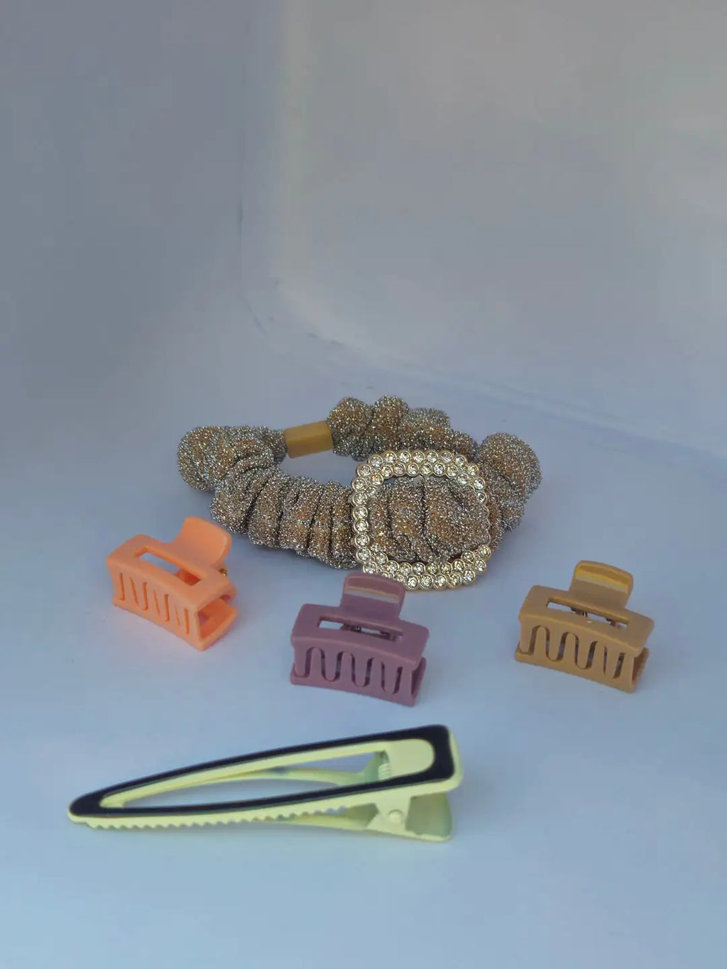 5-Piece Premium Hair Accessory Gift Set – Satin Scrunchie, Pearl Snap Clip & Mini Claw Catchers