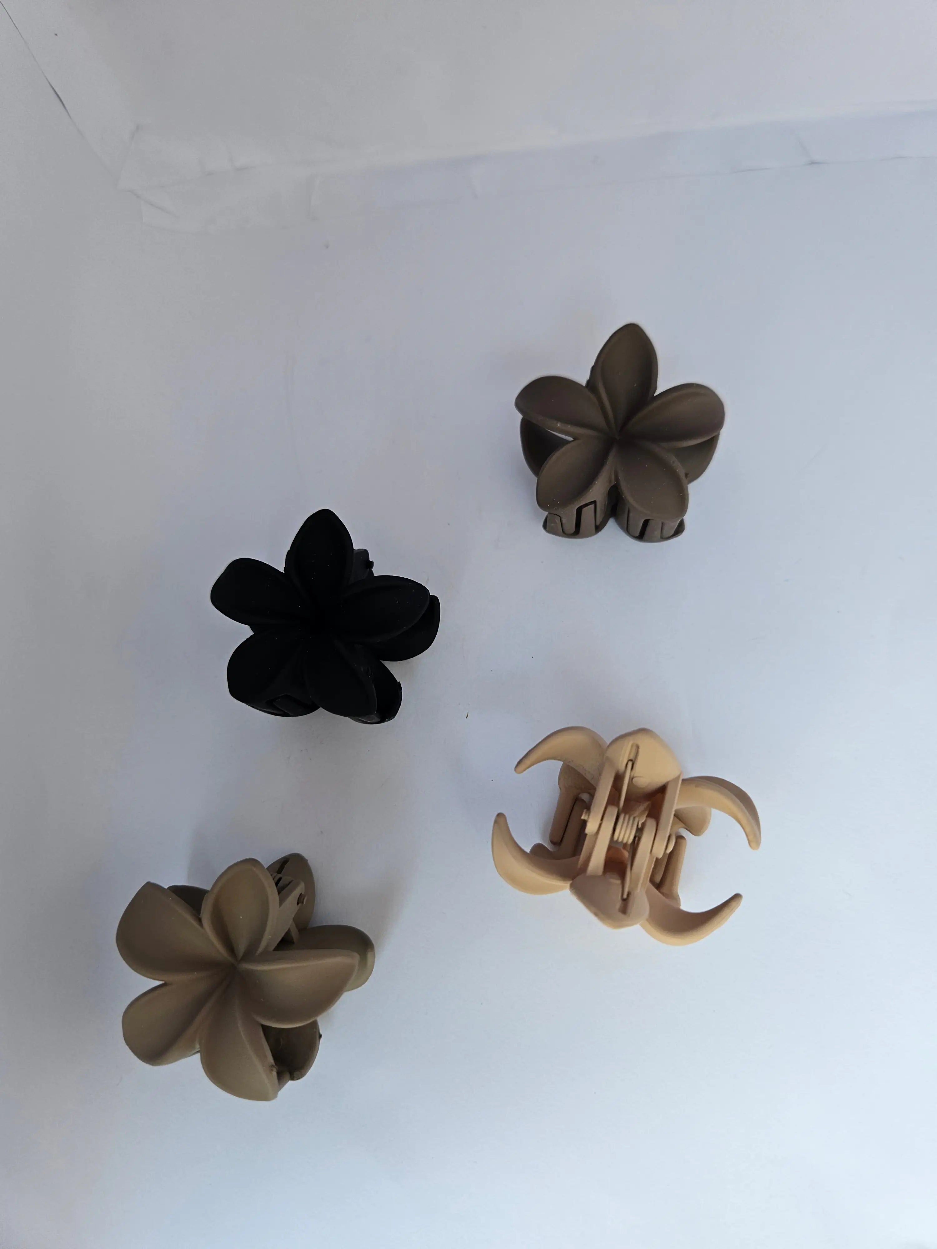 Pack of 4 Matte Flower Hair Claw Clips – Trendy Plumeria Floral Hair Accessories for Women & Girls