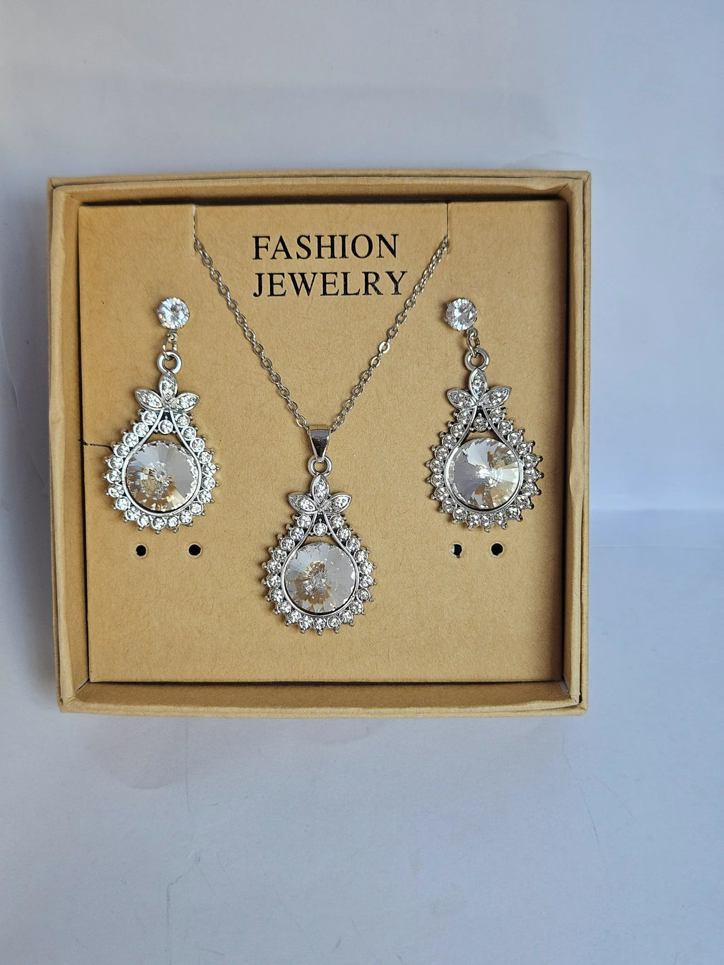 Silver Crystal Jewelry Set | Necklace & Earrings | Premium Gift Box – Zewarly.pk