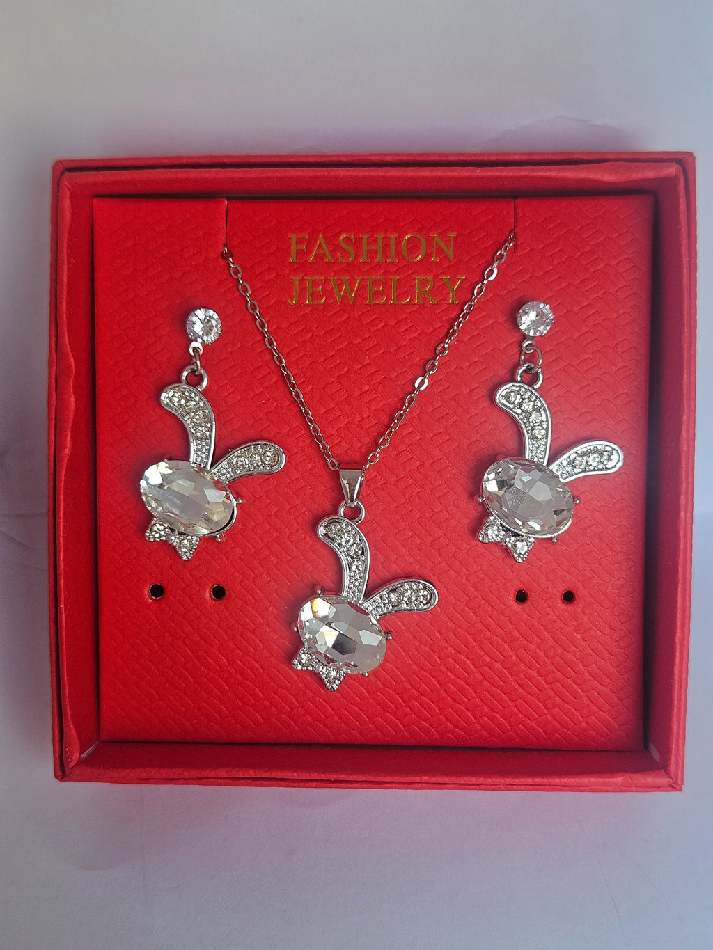 Silver Crystal Jewelry Set | Necklace & Earrings | Premium Gift Box – Zewarly.pk