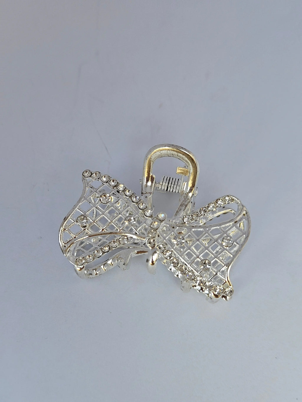 Luxury Metal Butterfly Hair Claw Clip with Sparkling Crystal Studs – Premium Rhinestone Hair Jewelry for Women
